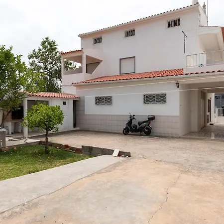 Apartment Flat 12min Walk To The *