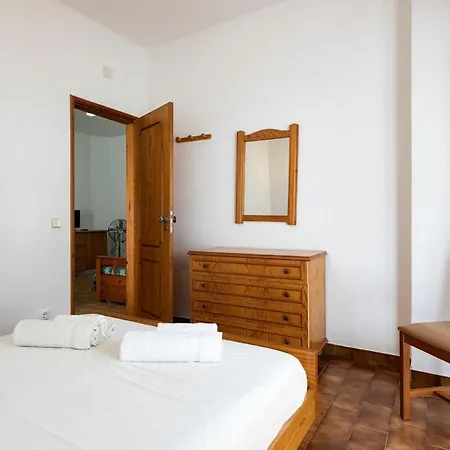 Apartment Flat 12min Walk To The Armacao de Pera