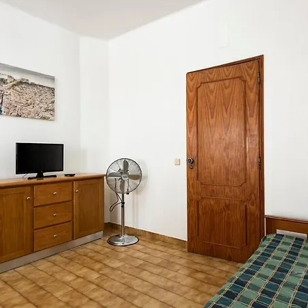 Apartment Flat 12min Walk To The