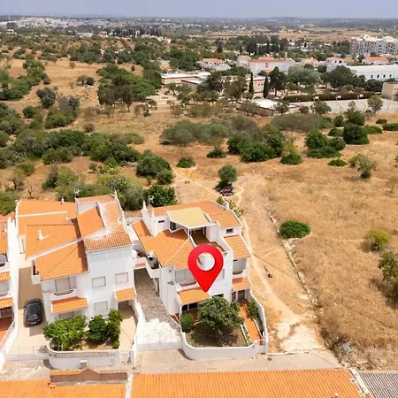 Apartment Flat 12min Walk To The *